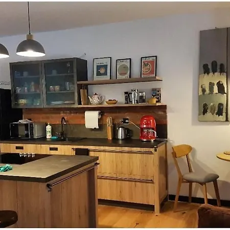Great Loft Style In Historic Brewery 아파트 *