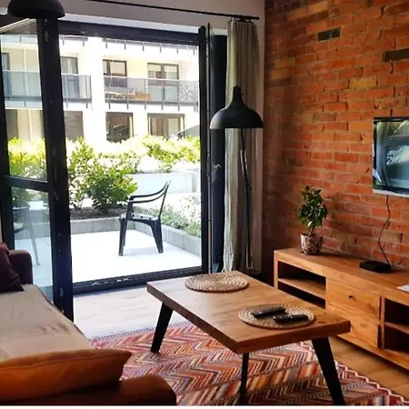 Great Loft Style In Historic Brewery 아파트 *